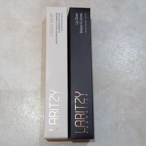 Laritzy illuminator and lip gloss set
